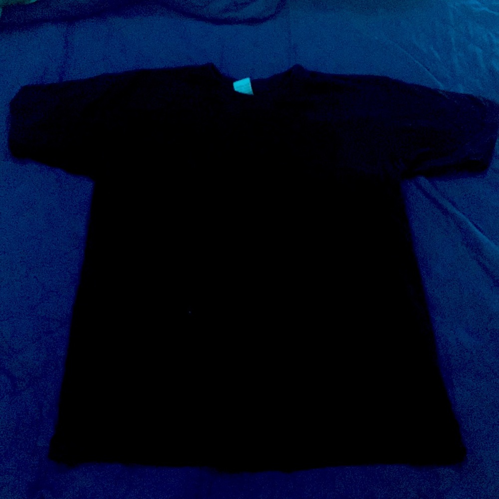 Black Tee size M great condition not used!!!
